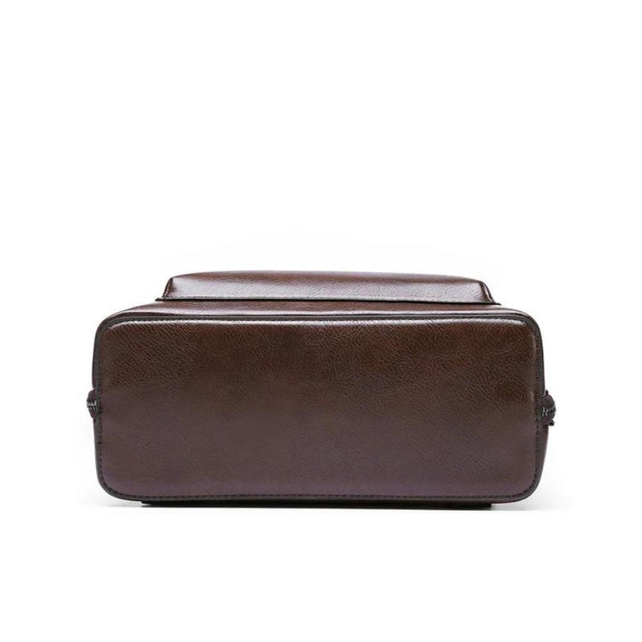 Saskia - Classic backpack with double zip opening