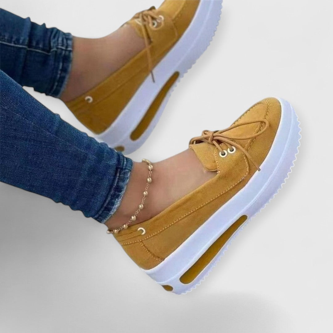 Kris™ | Stylish Lace-Up Sneakers