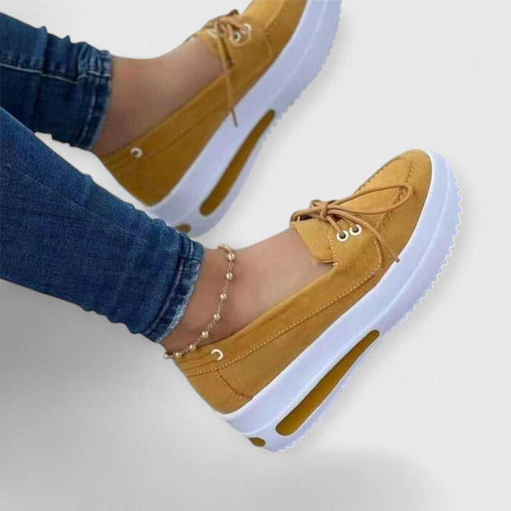 Kris™ | Stylish Lace-Up Sneakers