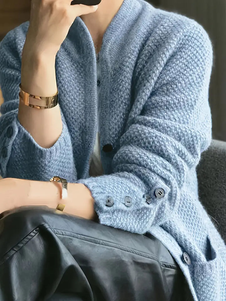 Hayden Claire | Elegant Cardigan With Buttons