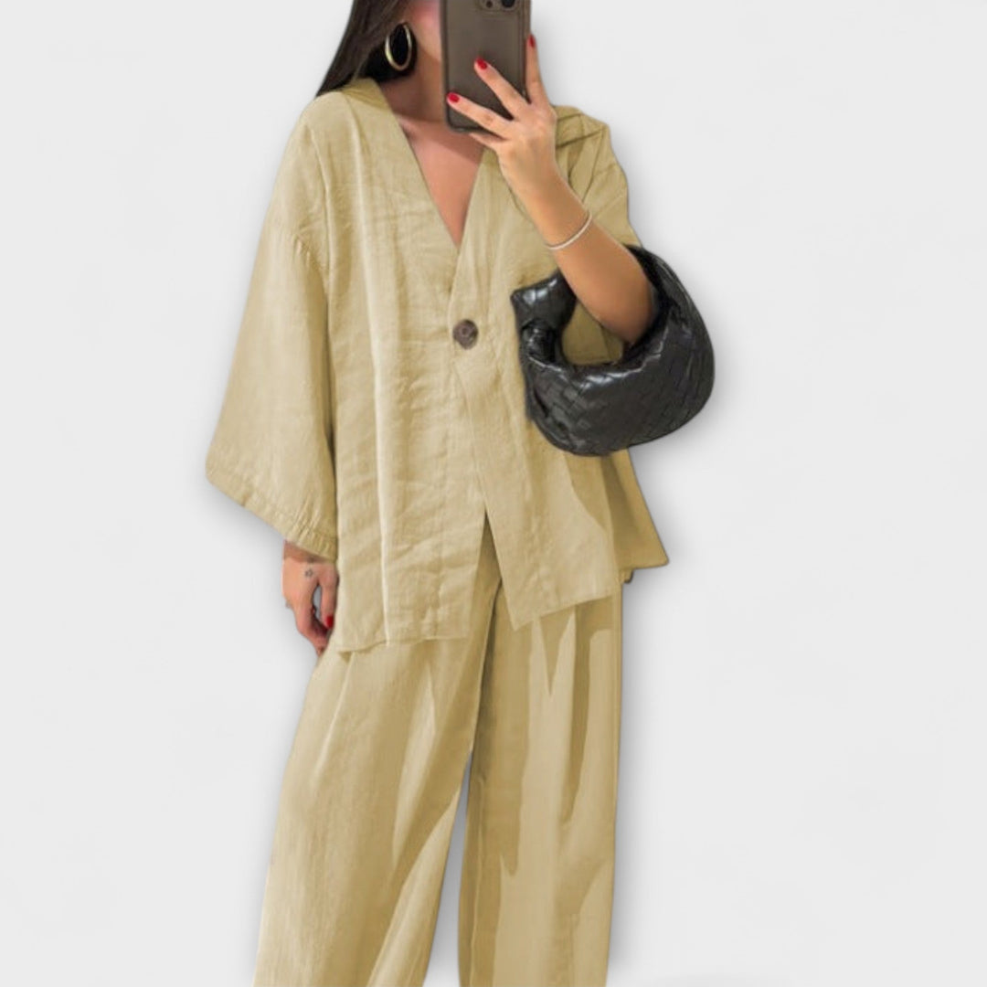 Jacqueline - Casual V-Neck Top and Pants Duo