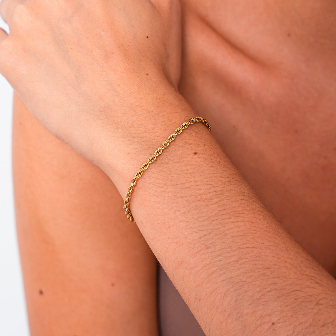 Ella Twist Bracelet