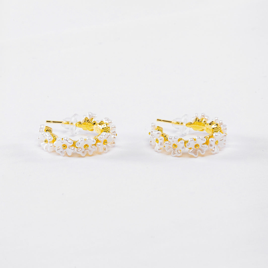 Floral Pearl Elegance