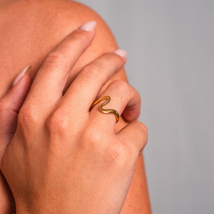 Wave Band Inspired by the Ocean