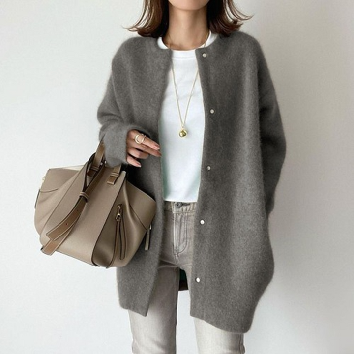 Chloe - Elegant Luxury Cardigan