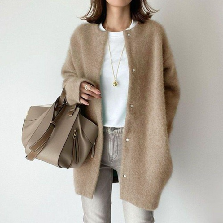 Chloe - Elegant Luxury Cardigan