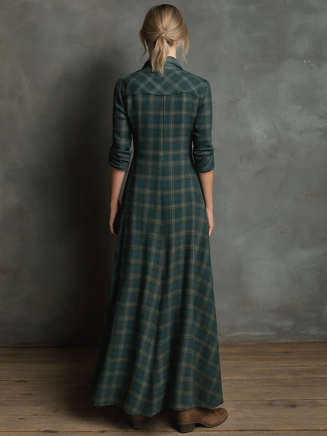 Maxi striped dress with lapel