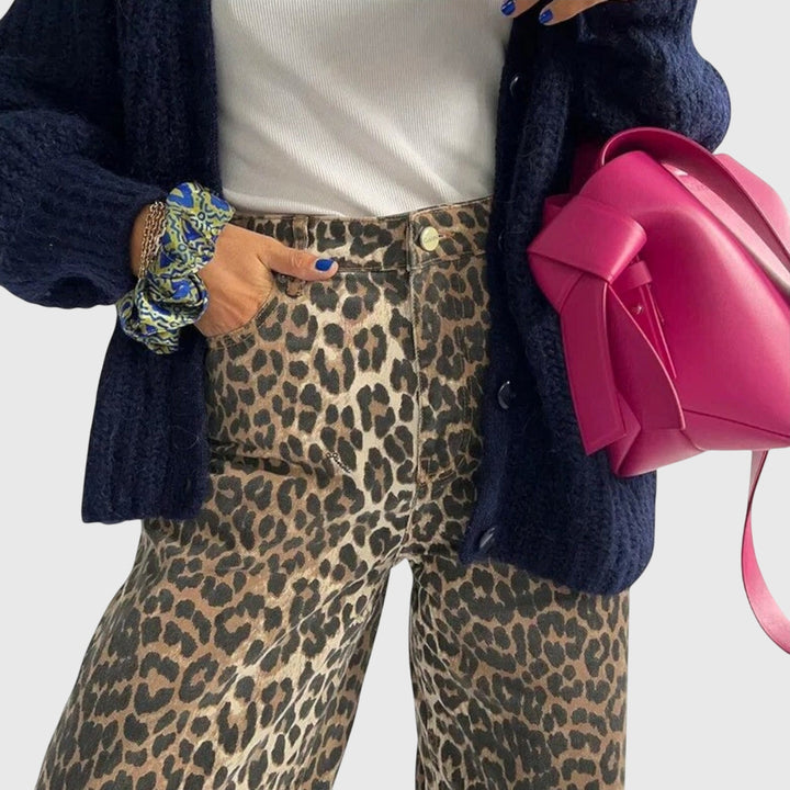Clara | Vintage Jeans with Leopard Print