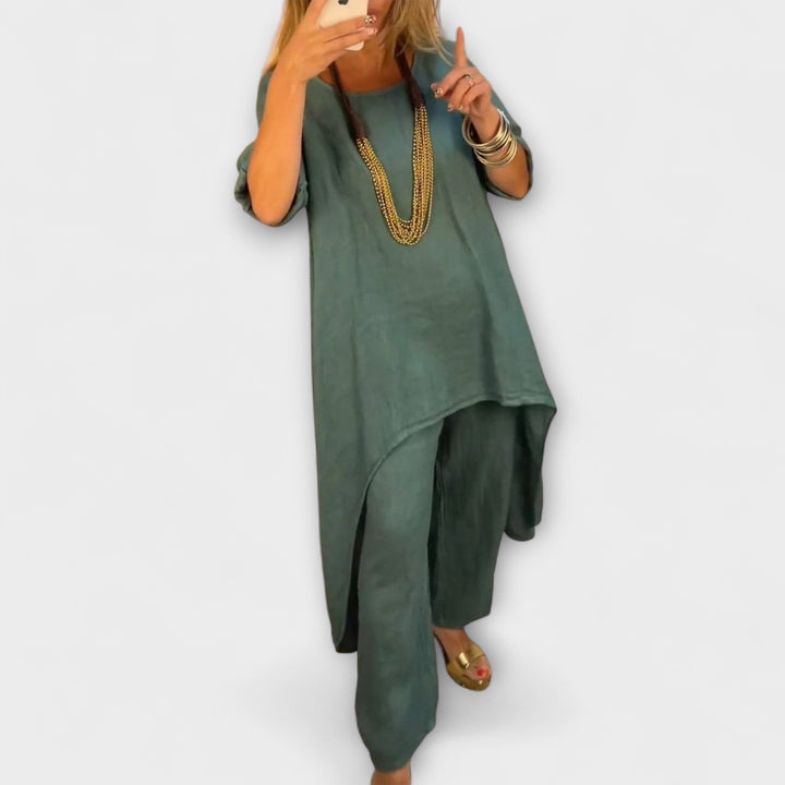 Tabea - Linen Suit with Round Neckline