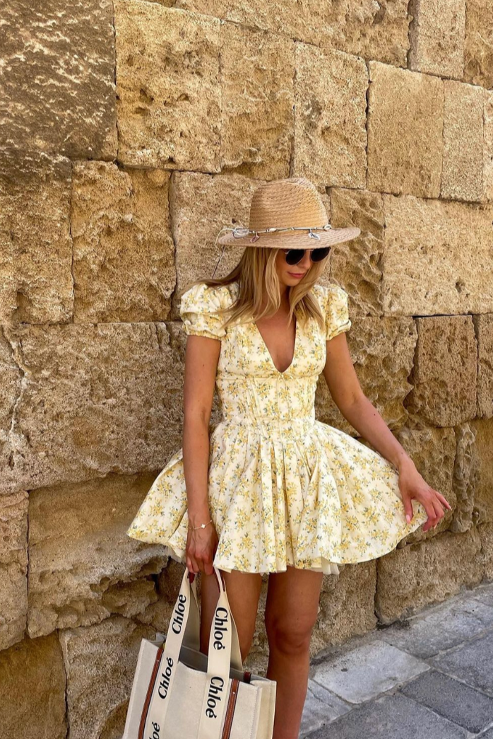 Women's Ditsy Floral Print Short Puff Sleeve Boned Corset Bodice Open Back Tie Closure Full Gathered Skirt Mini Dress