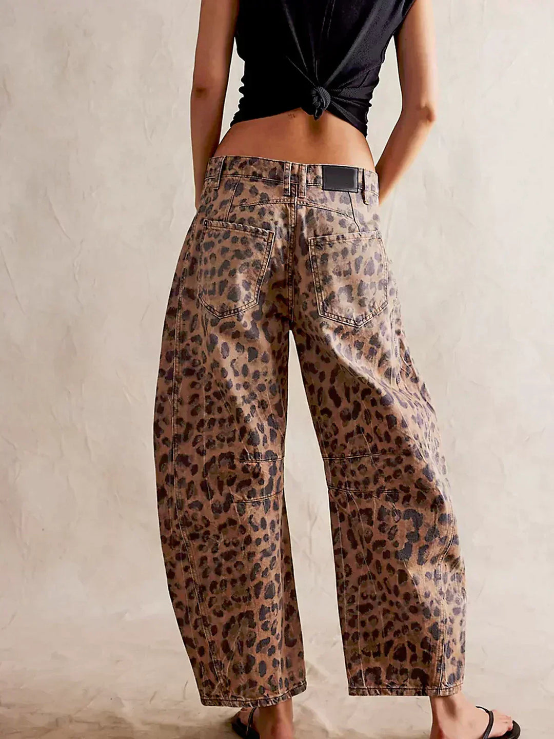 Women's Leopard Print Low Rise Barrel Wide Leg Jeans Front Pockets Button Zip Fly Panel Seam Cropped Ankle Pants Wide Leg Pants