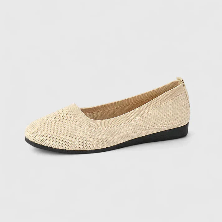 Women's Slip-On Comfort Flat Shoes with Round Toe, Ribbed Textured Upper and Heel Pull Tab