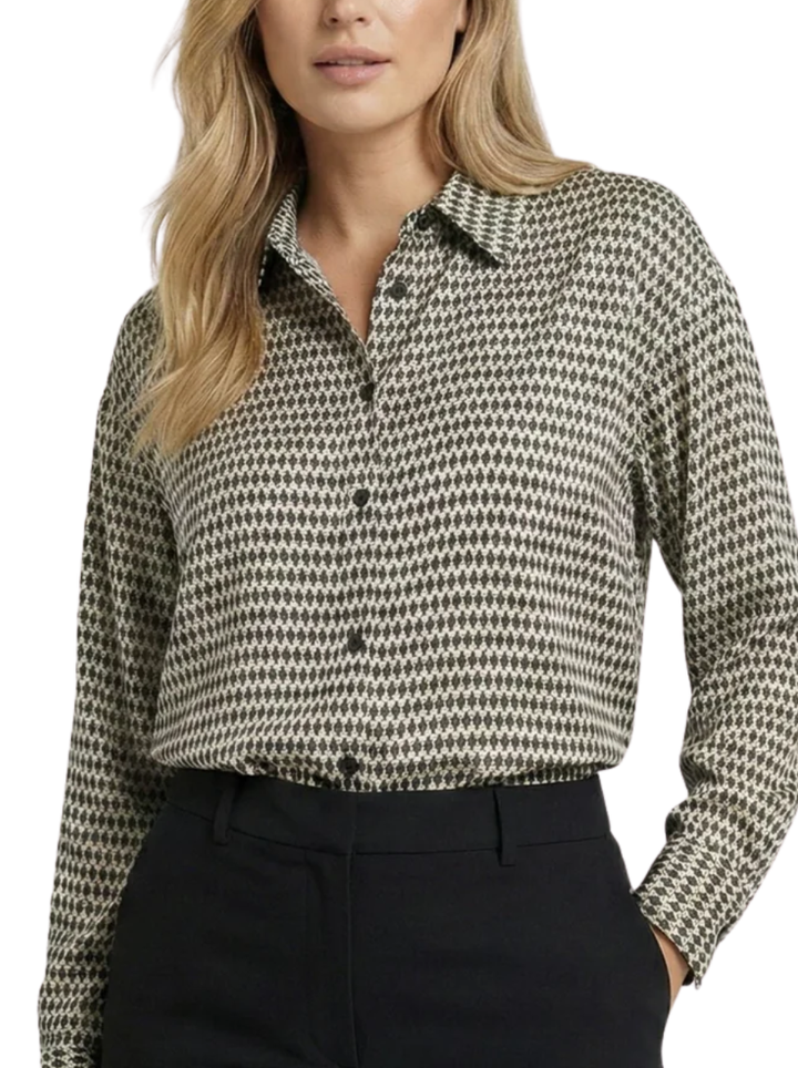 Women's Woven All Over Geometric Diamond Print Point Collar Long Sleeve Full Button Front Loose Fit Shirt