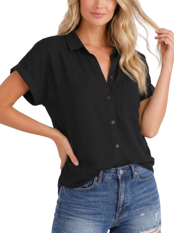 Women's Woven Short Sleeve Oversized Button Down Single Chest Pocket Curved Hem Shirt